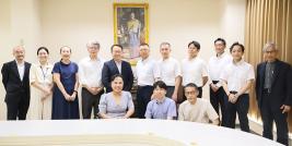 A group photo was taken with a group of welfare corporation from Saitama prefecture in Japan, the representative of International Personnel Management (IPM) and APCD staff.