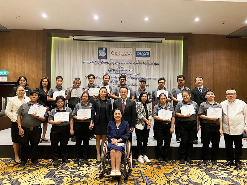 On 23 May 2023, Mr. Piroon Laismit, the APCD Executive Director gave Opening Remarks and Ms. Kanchana Ruangsiriwichayakul, the General Manager of Centra by Centara, Chaeng Watthana gave welcome remarks for 60+ Plus project internship program