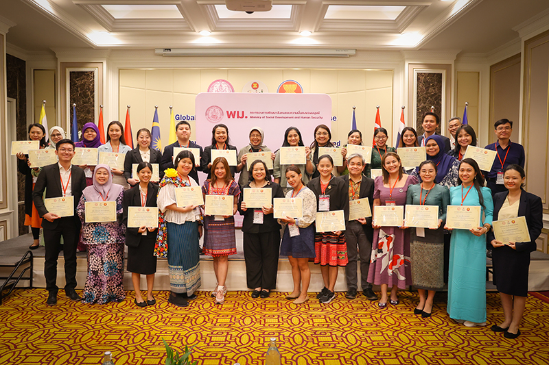 APCD staff attended an international course on "Global Social Work and Social Welfare Course” organized by ASEAN Training Centre for Social Work and Social Welfare (ATCSW) on 8 – 12 July, 2024 at Berkeley Hotel, Bangkok, Thailand. 