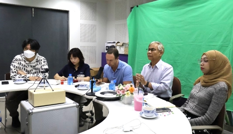 Representatives from APCD and DEP participating in the Coordinating Platform Members Meeting.