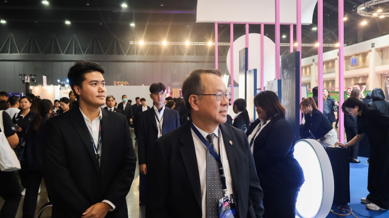 Mr. Piroon Laismit explores the Social Development Expo 2026 (SDX 2026).
