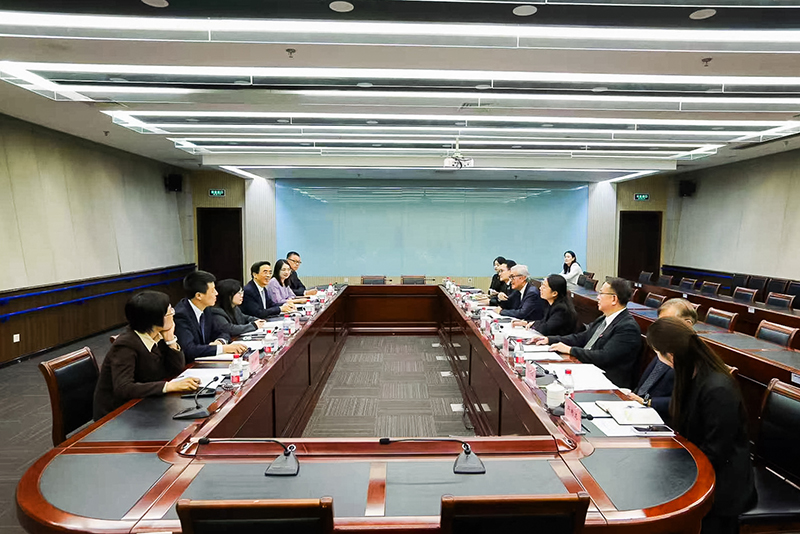 Picture 2: APCD representatives (right) discussing with China Disabled Persons’ Federation (CDPF) (left)