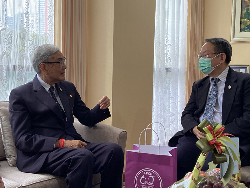 On 25 November 2021, Mr. Piroon Laismit and APCD team went to ask for Blessing from Dr. Tej Bunnag, the Secretary-General of the Thai Red Cross Society and President of APCD Foundation Board.
