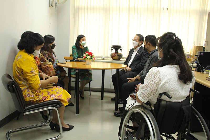 Empowerment and Vocational Development for Persons with Disabilities in Nakhon Si Thammarat Province team Visited APCD office and have a study visit on Knowledge exchange in good practice of Disability-Inclusive Business (DIB), 1 December 2021