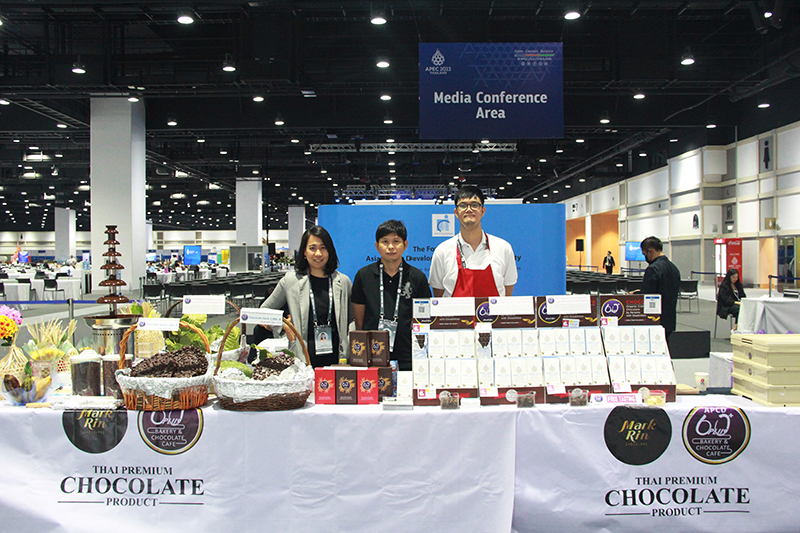 At the Asia-Pacific Economic Cooperation – APEC, the APCD 60+ Plus Bakery & Chocolate Café was supported by the Ministry of Foreign Affairs by having a booth at the Queen Sirikit National Convention Center (QSNCC) during 15-19 November 2022. 