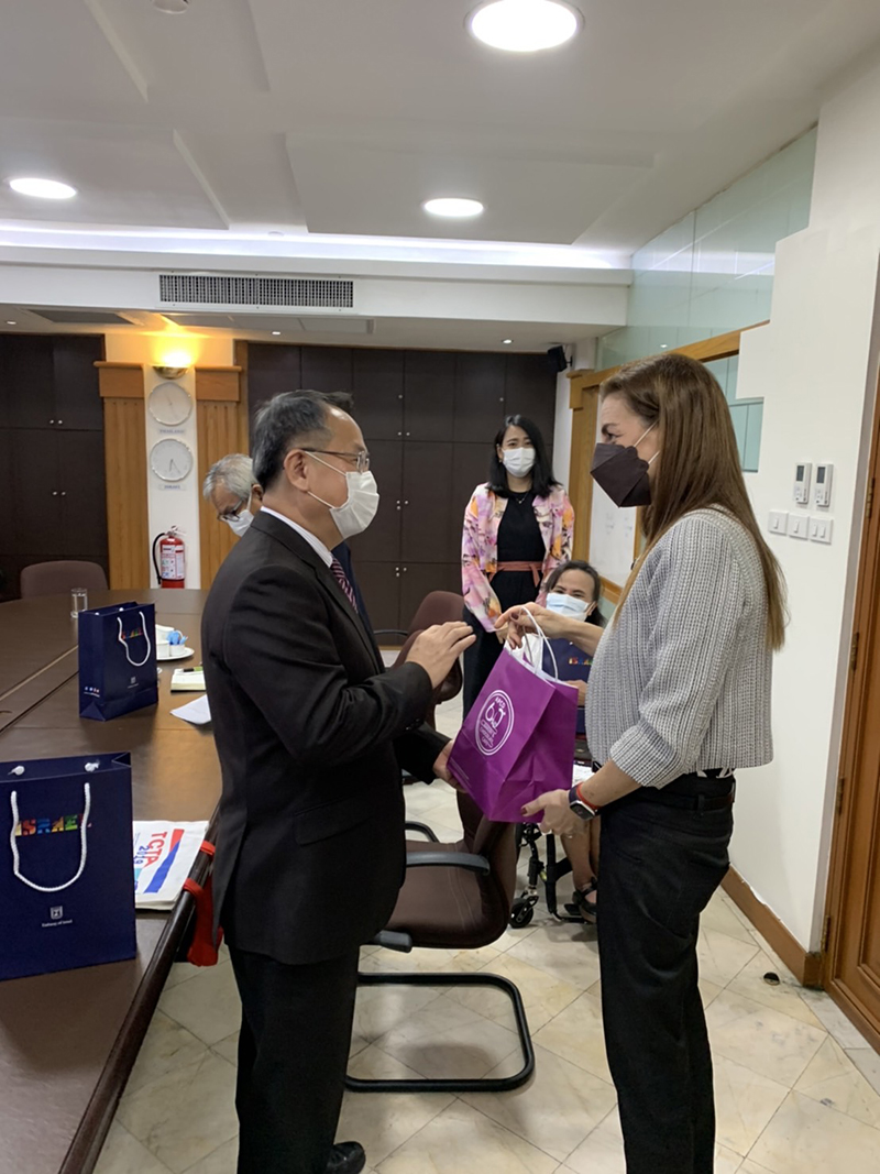 On 14 March 2022, Mr. Piroon Laismit (APCD Executive Director) led APCD Team to pay a courtesy call on Ambassador Extraordinary and Plenipotentiary of the State of Israel to the Kingdom of Thailand, Ms. Orna Sagiv 