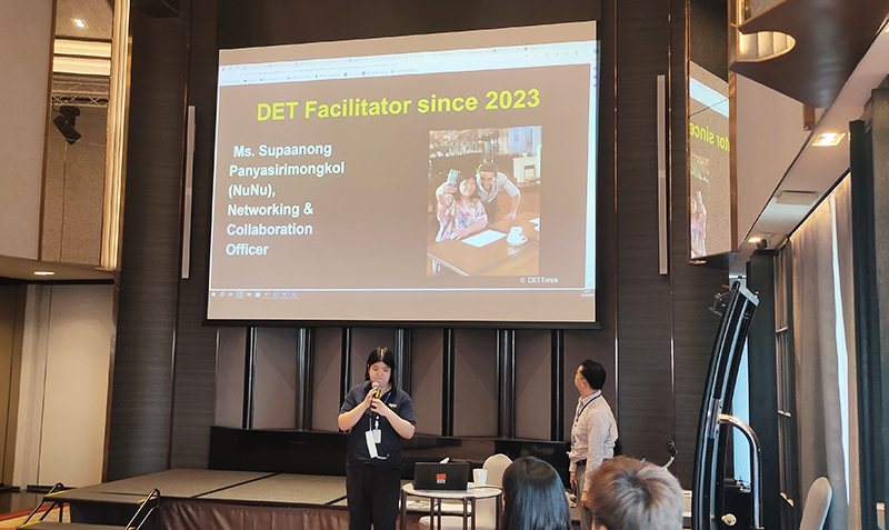 Mr. Watcharapol Chuengcharoen, APCD Chief of Networking & Collaboration and Ms. Supaanong Panyasirimongkol, APCD Networking & Collaboration Officer introduced themself and shared APCD activities.