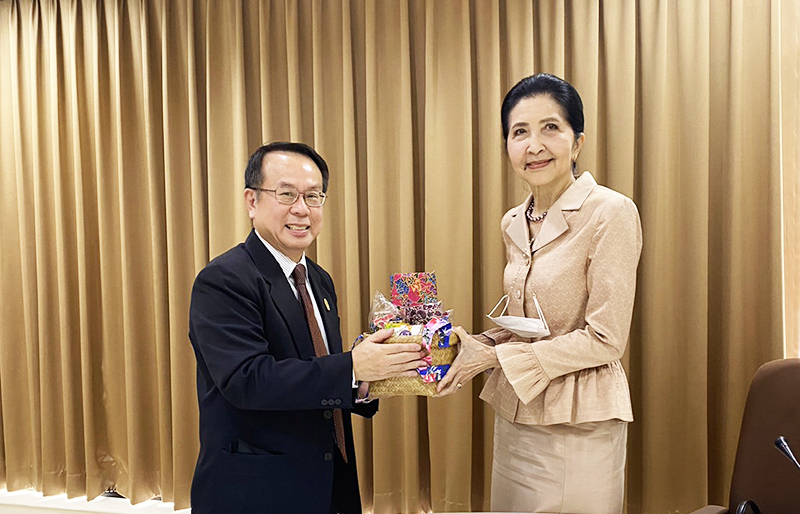 On 16 February 2023,  Associate Professor Naraporn Chan-o-cha, Vice-President of the DISTANCE LEARNING FOUNDATION UNDER THE ROYAL PATRONAGE visited the Asia-Pacific Development Center on Disability for collaboration in distance learning.
