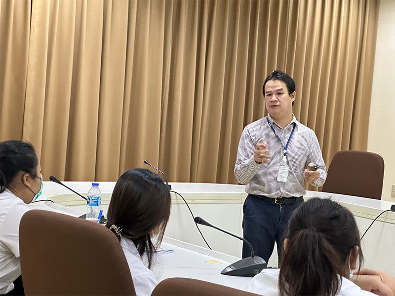 Mr. Watcharapol Chuengcharoen, Chief of networking and collaboration, led a presentation about the work that APCD is doing in the region to help people with disabilities.