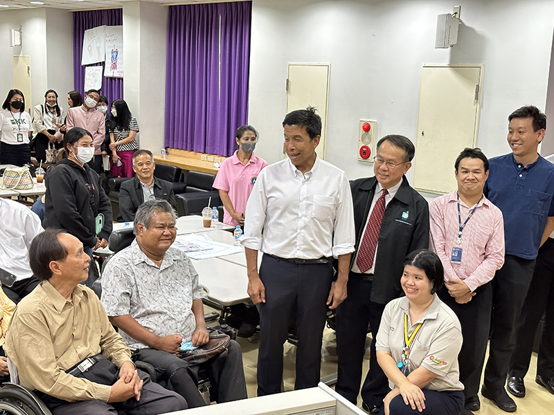 On 28 March 2023, Mr. Chadchart Sittipunt, the Governor of Bangkok and the governor's team visit APCD to observe persons with disability capacity-building activities at APCD. 