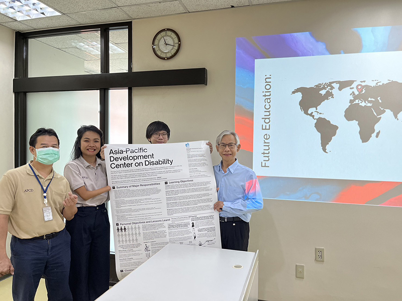 At the APCD Administrative building, Mr. Pitiphat Pitawanik delivered a captivating final presentation, covering his motivation for undertaking the internship, his goals, notable contributions, activities, and lessons learned, along with valuable suggestions.