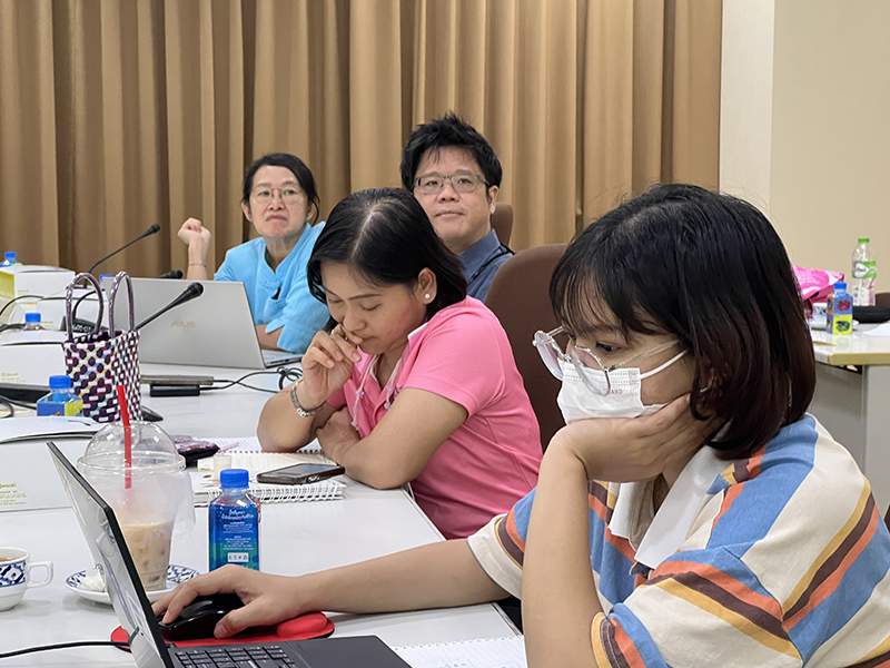 Question and Answer session among the working group members. 