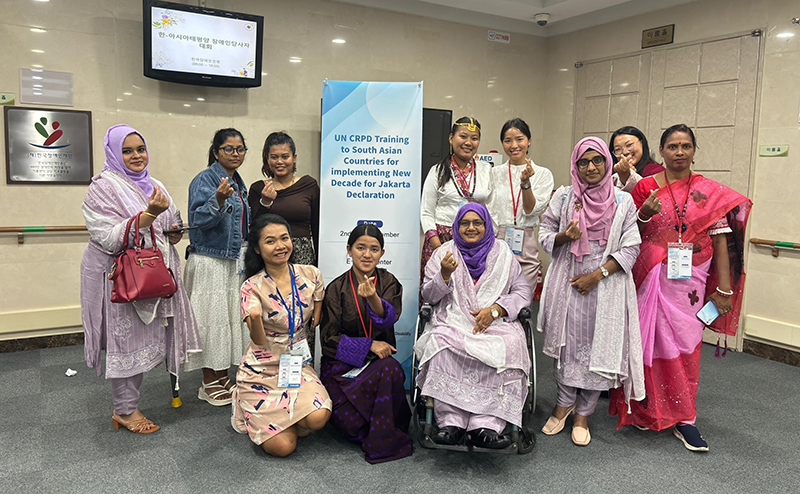 Group Photo of Participants and Ms. Siriporn Praserdchat, APCD Logistics Officer.