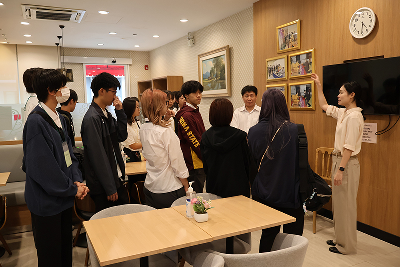 The students engaged in a hands-on exploration the 60+ Plus Bakery & Café and the APCD 60+ Plus Kitchen, supported by CP.