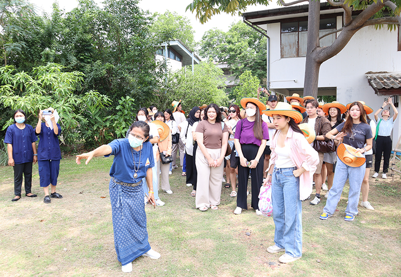 School tour for demonstrating Sufficiency Economy Philosophy activities led by Ms. Sukjai Chaiyamat, Director of Nakhon Pathom School for the Deaf