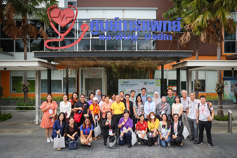 The field visit to Bung Yitho Rehabilitation Center, Pathum Thani province which was one of the field visit programs of the course.