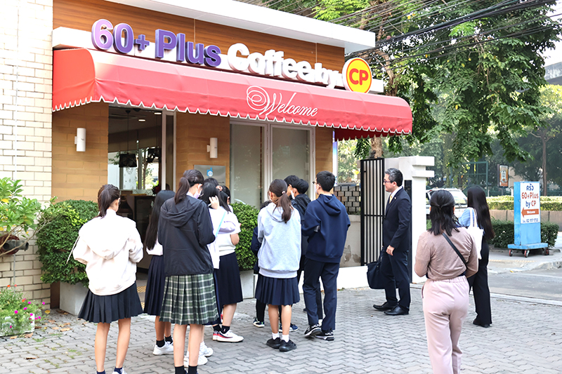 The students visited APCD 60+ Plus Kitchen by CP.