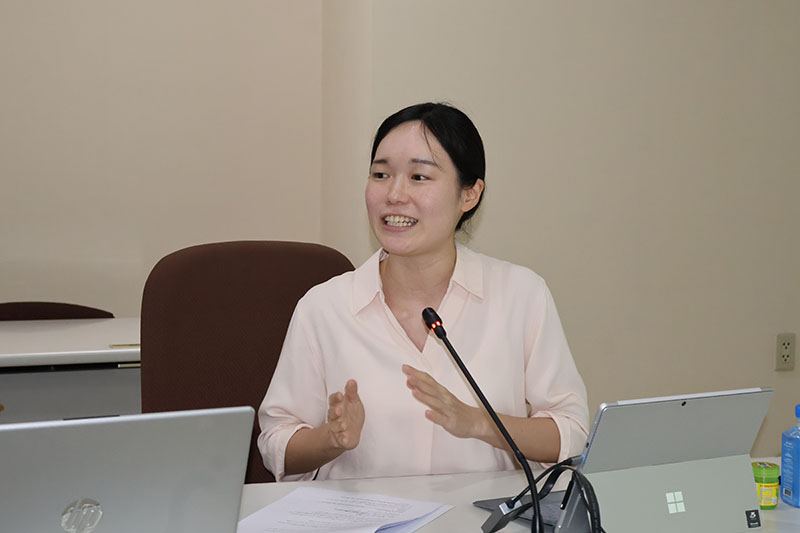 Ms. Itako led a reflection session where she presented her background, her work and contributions at APCD, and her future plans.