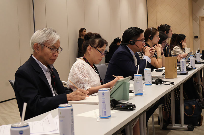 Mr. Piroon Laismit, APCD Executive Director and his senior staff joined the official opening of SDx 2025 at the Opening Ceremony.