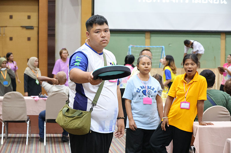 The participants participated a mini completion of Samspel and Dodgebee.
