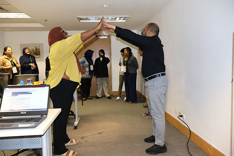 Ms. Kavita Nair and Mr. Waqar Puri, Facilitators from TCI Global, led a session about discrimination with exercise.