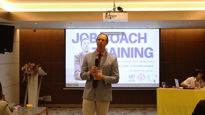 Photo 5: Mr. Kevin Cook shares practical knowledge and international experience in Job Coaching to support disability-inclusive employment.
