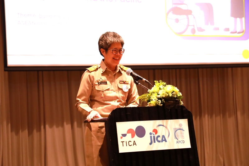 Ms. Pin Sridurongkatum of TICA congratulated participants, thanked JICA and APCD, and reaffirmed support for an inclusive society.