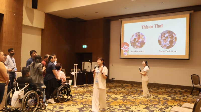 Picture 16: Ms. Thorfan Dechachainimit facilitated a learning reflection session, helping participants translate key concepts into practical actions.