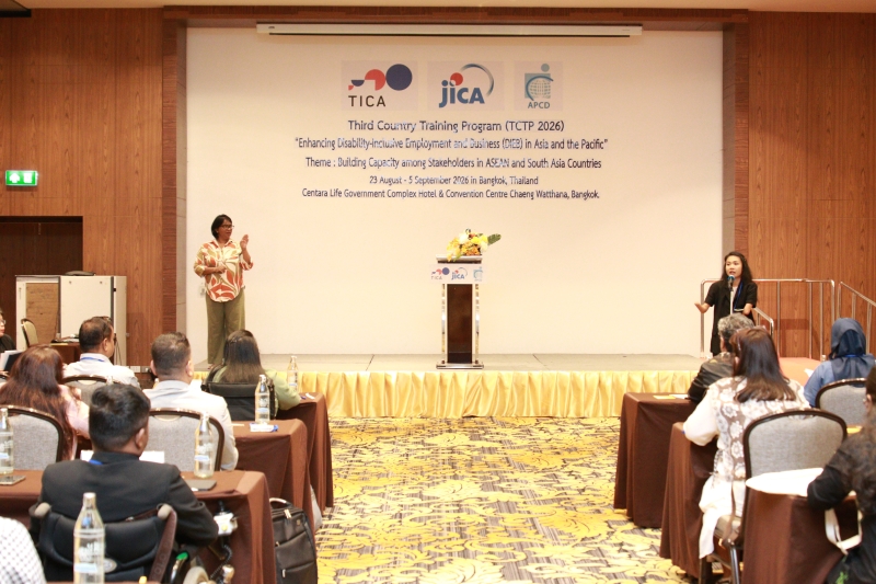 Picture 20: Ms. Siriporn Praserdchat and sign language interpreters ensured accessible communication throughout the opening ceremony and training program.