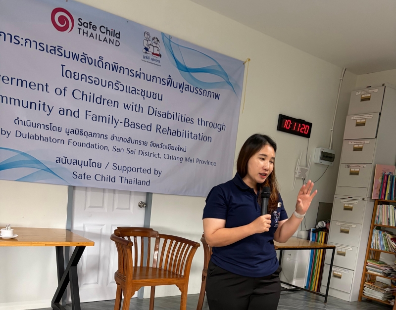 The session also presented on how to play and sing a song with children with disabilities demonstrated by a teacher of DBF. Thirty parents of children with disabilities attended the session.