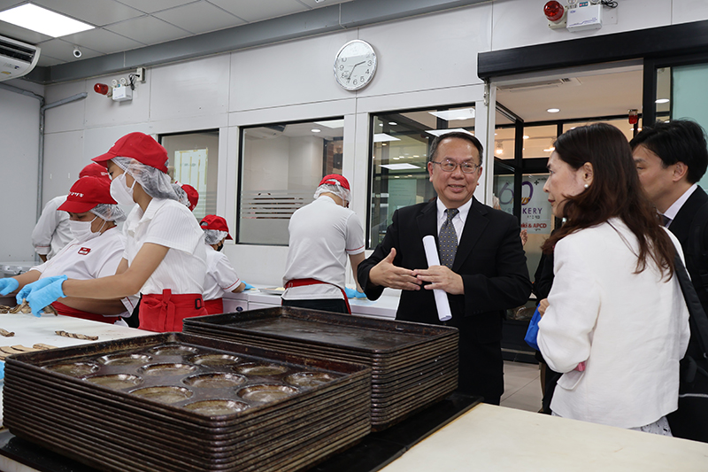 Mr. Piroon Laismit, the APCD Executive Director, together with the APCD team, warmly welcomed a distinguished delegation from the Japan International Cooperation Agency (JICA) Thailand Office