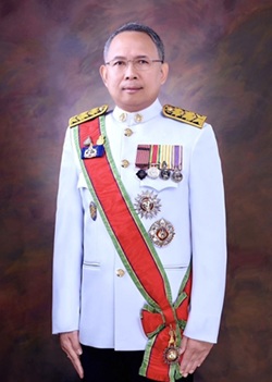 Mr. Kantapong Rangsesawang
