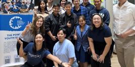 Group Photo of Global Shapers Volunteer as Organizing Team and all the books on both days.