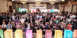 Group photo of VIP guests, the United Nations (UNDP, UNICEF, ILO) and corporate partners (Yayasan Sime Darby, Bursa Malaysia, Grab, Starbucks, Astro Awani), ASEAN OPDs’ representatives, organizers, ADF secretariat