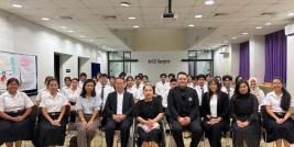 Group photo of Srinakharinwirot University team and APCD team
