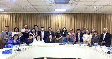 A group photo showing the project's working group together with the project advisory board members, comprising representatives from various organizations